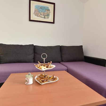 Apartmani Luna Vir Exterior foto